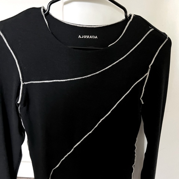 Adanola seam detail top - Picture 3 of 4